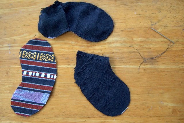 how to build a teddy bear, sew teddy bears arms, teddy bear pattern, free lessons how to sew teddy bear arms, free tutorials, photo lesson, how to make a teddy bear