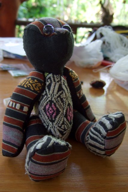 teddy bear lessons, how to build a teddy bear, stuffed teddy bear doll how to sew a teddy bears, free tutorials, photo lessons, teddy bear pattern